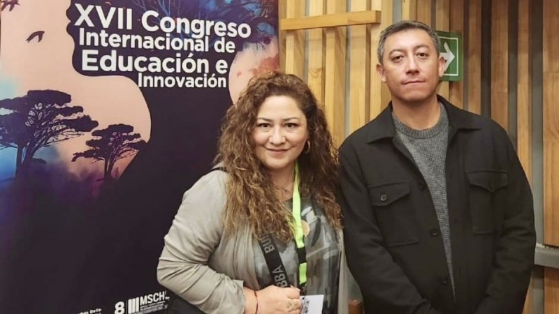 Académicos presentan investigación sobre innovación educativa en congreso internacional